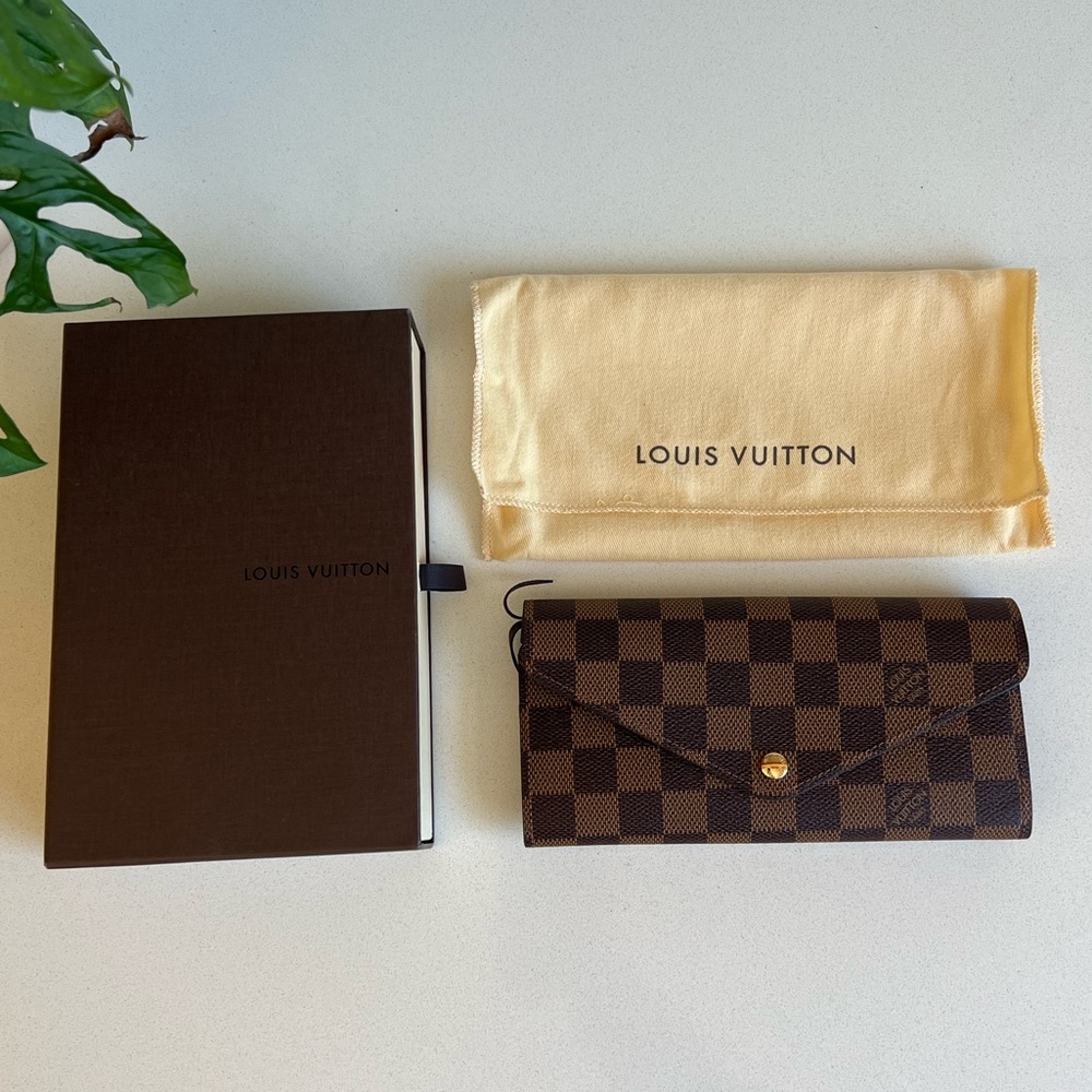 Louis Vuitton Sarah Wallet Damier Ebene NEW w/ Box Dust Pouch Made France